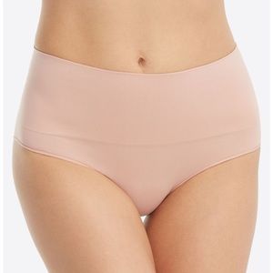 SPANX Everyday Shaping Panties Sz L Nude